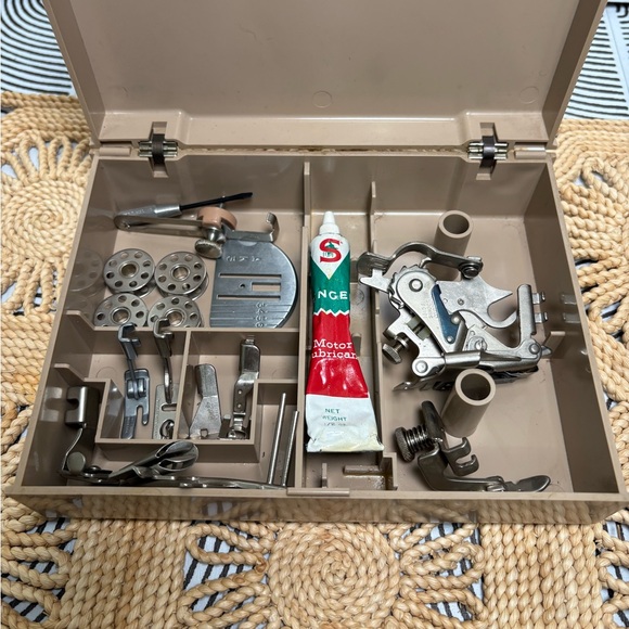 Singer Other - Vintage Singer Sewing Machine Accessories Kit